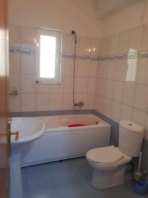 Jurgen -yellow Flat Apartamento Sarandë